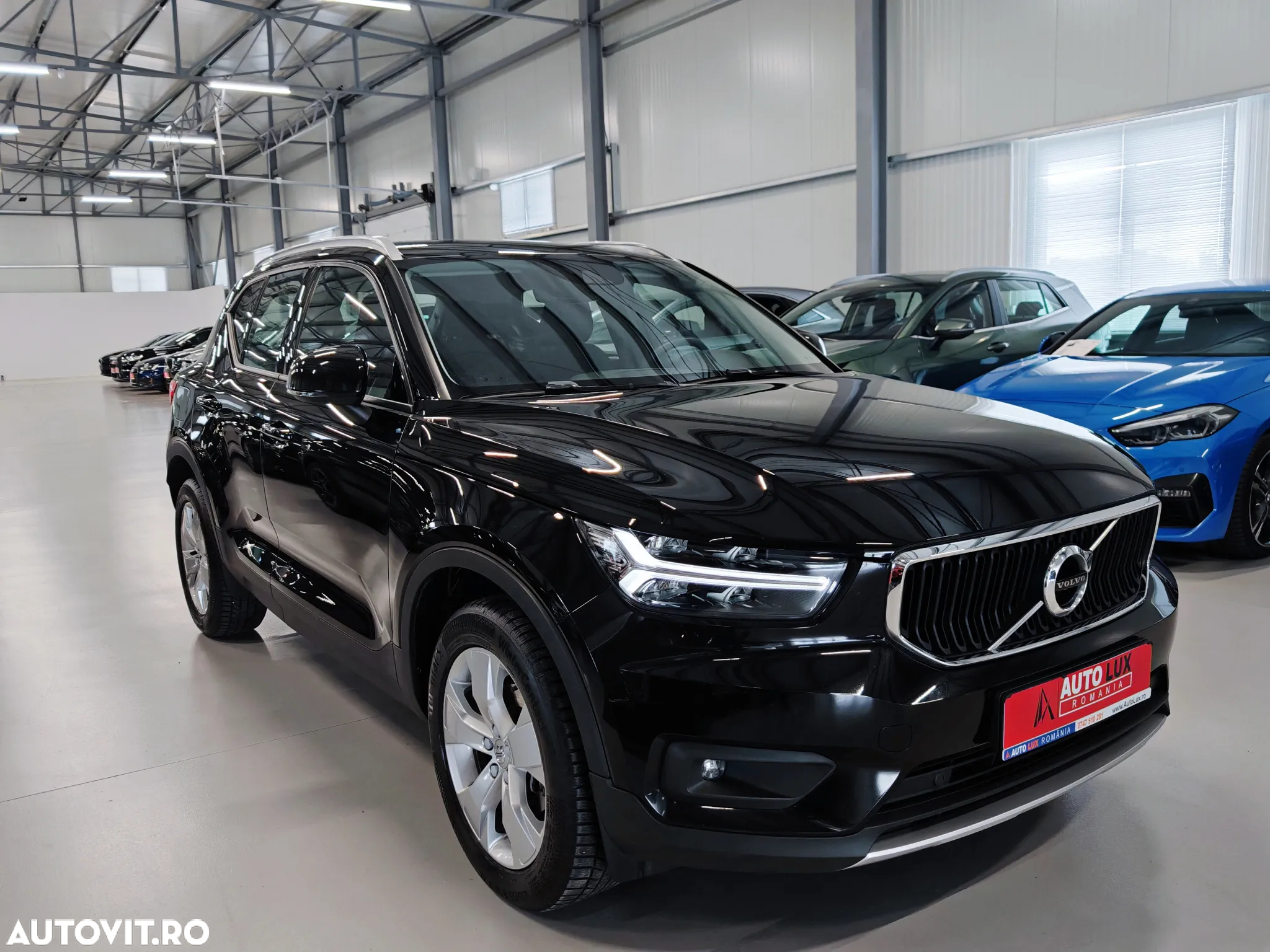 Volvo XC 40 T3 Geartronic Momentum Pro - 2