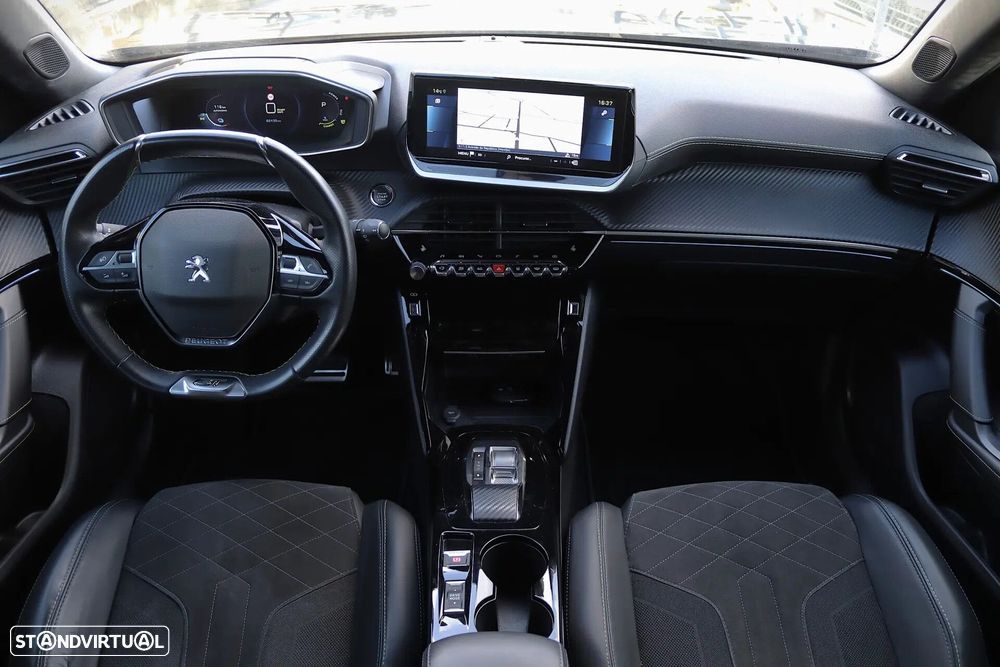 Peugeot e-2008 50 kWh GT - 23