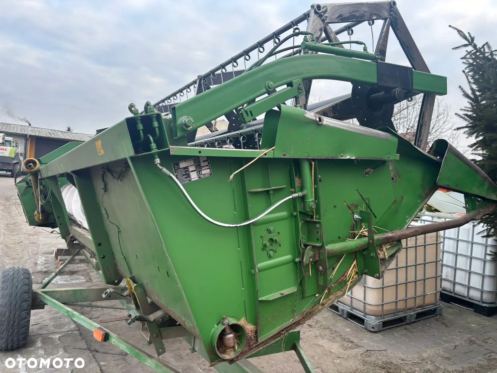 John Deere R818 - 4