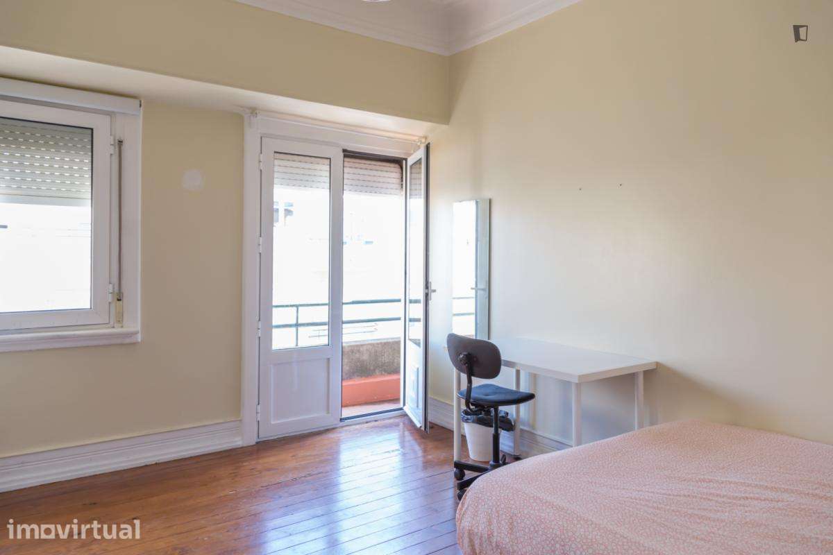 Quarto - localizado em Entrecampos Lisbon - Grande imagem: 5/15