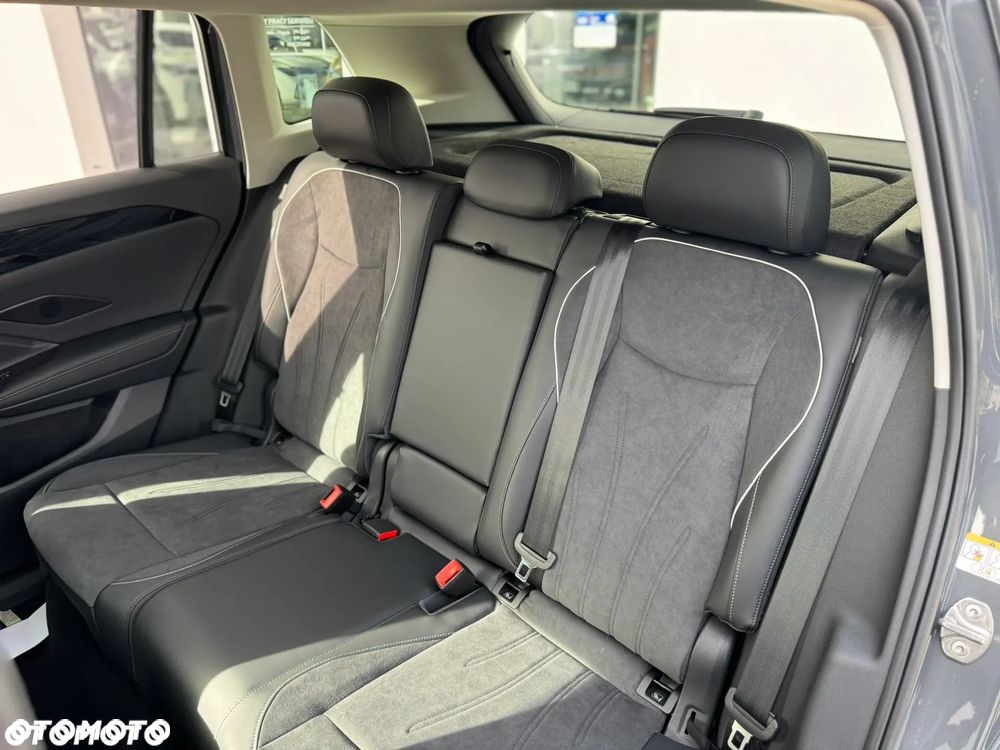 Volkswagen Tiguan 1.5 eTSI Elegance DSG - 15