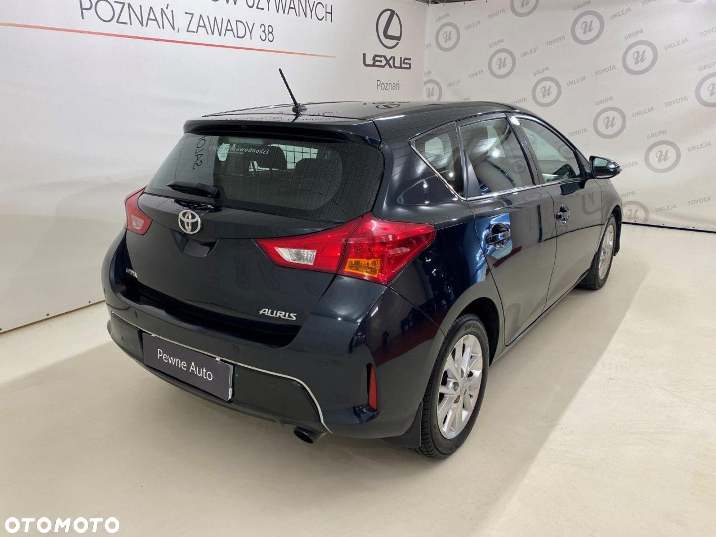 Toyota Auris 1.6 Premium Comfort - 19