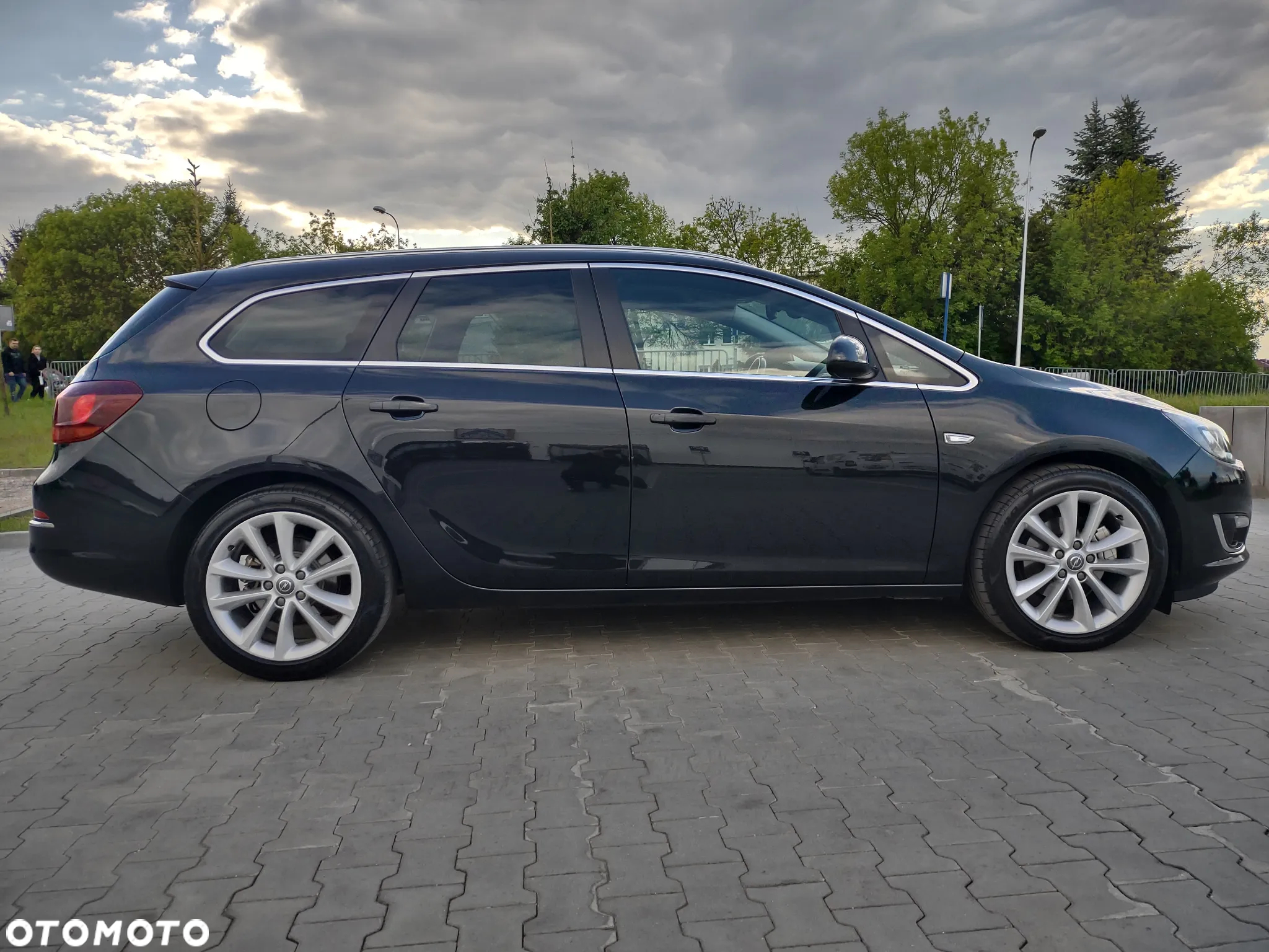Opel Astra 2.0 CDTI DPF Sports Tourer - 5