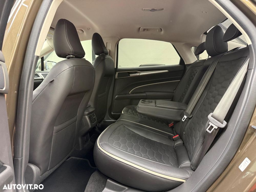 Ford Mondeo 2.0 HEV Vignale - 6