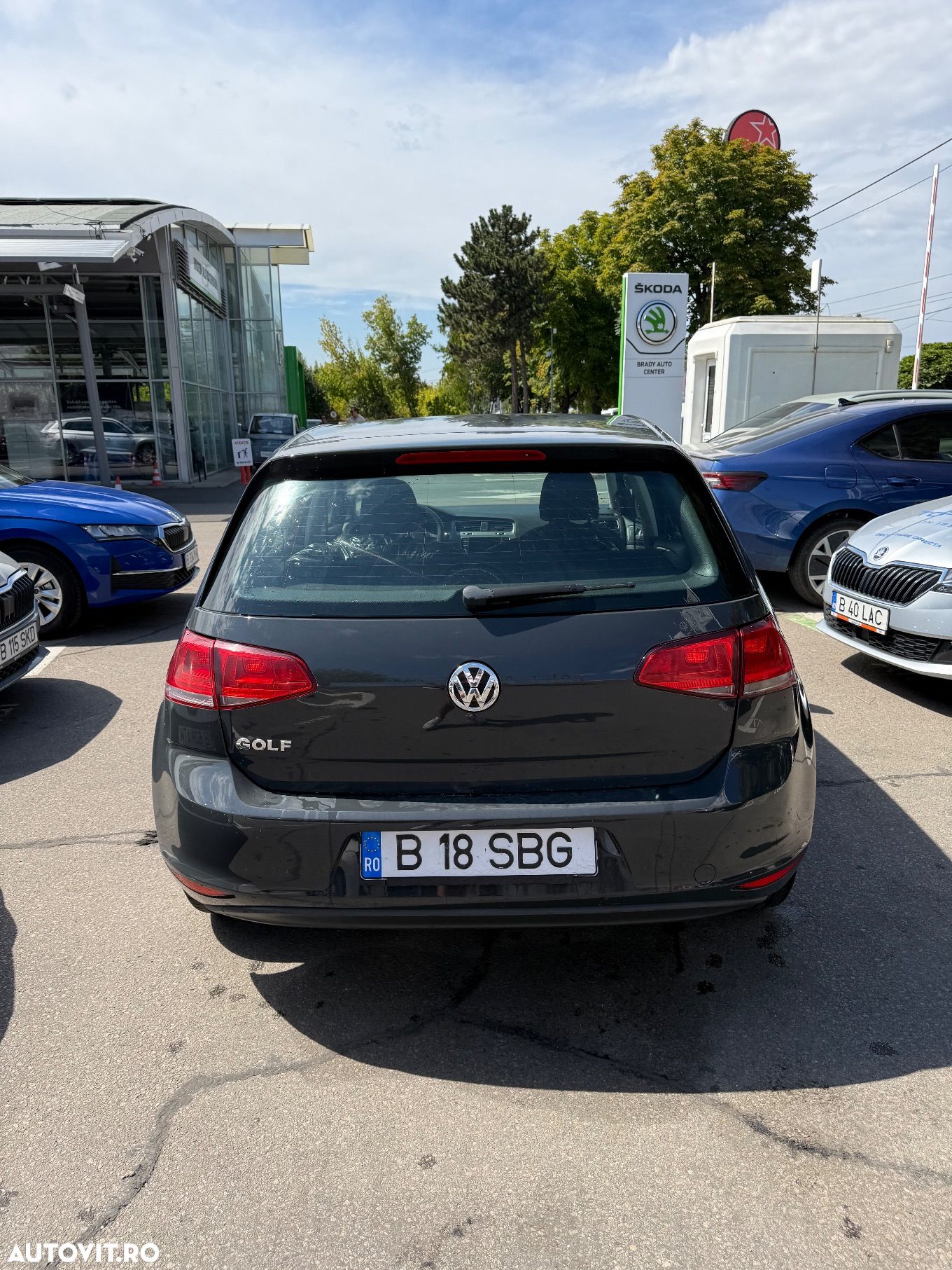 Volkswagen Golf 1.6 TDI DPF BMT Trendline - 12