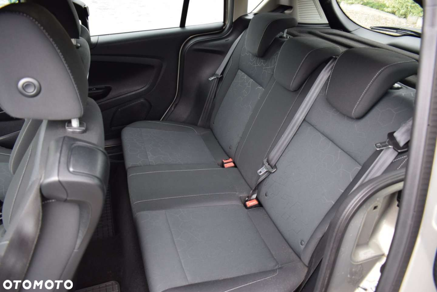 Ford B-MAX - 19