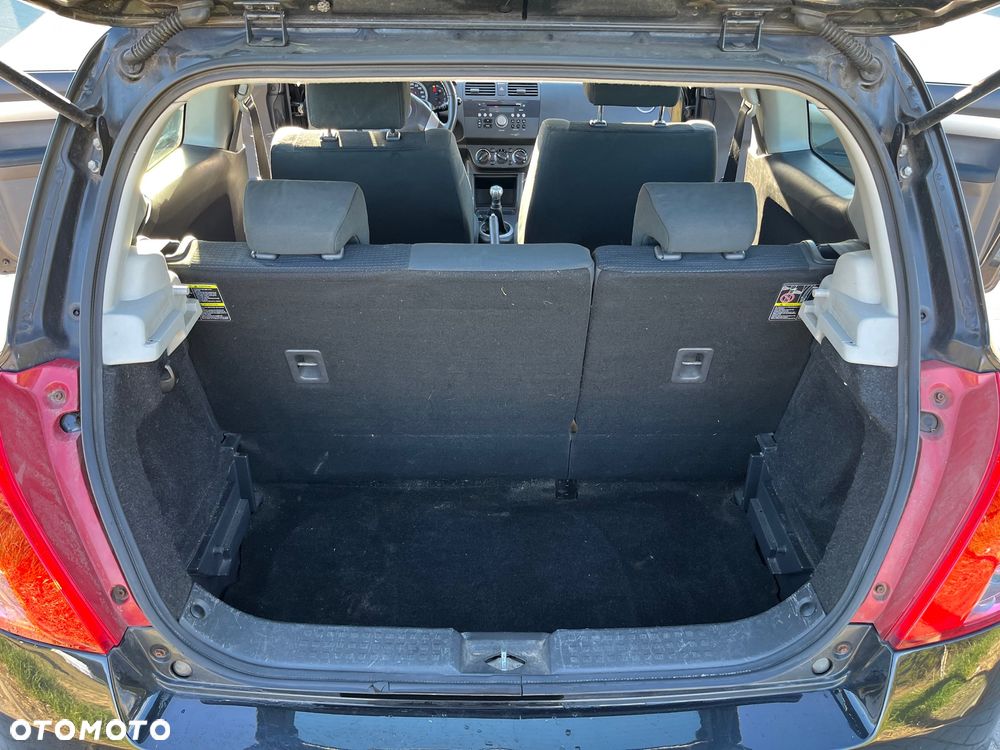 Suzuki Swift 1.3 Classic - 12