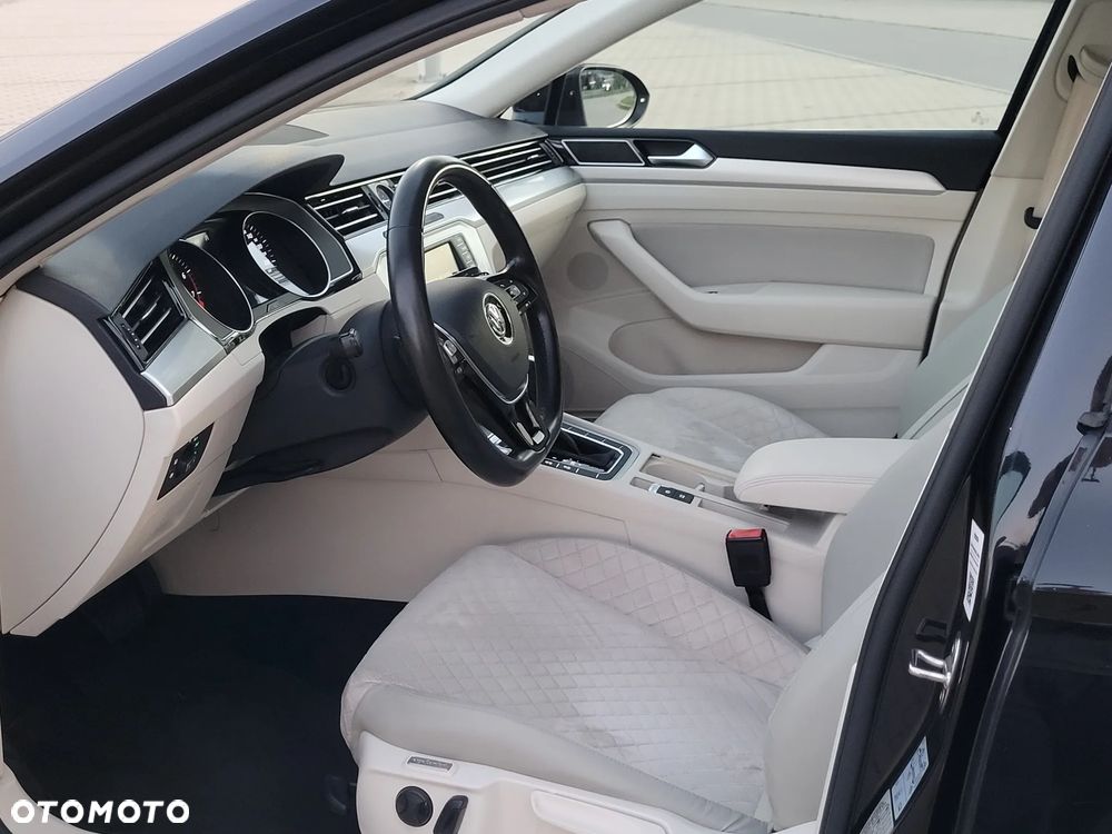 Volkswagen Passat 1.8 TSI BMT Comfortline DSG - 14
