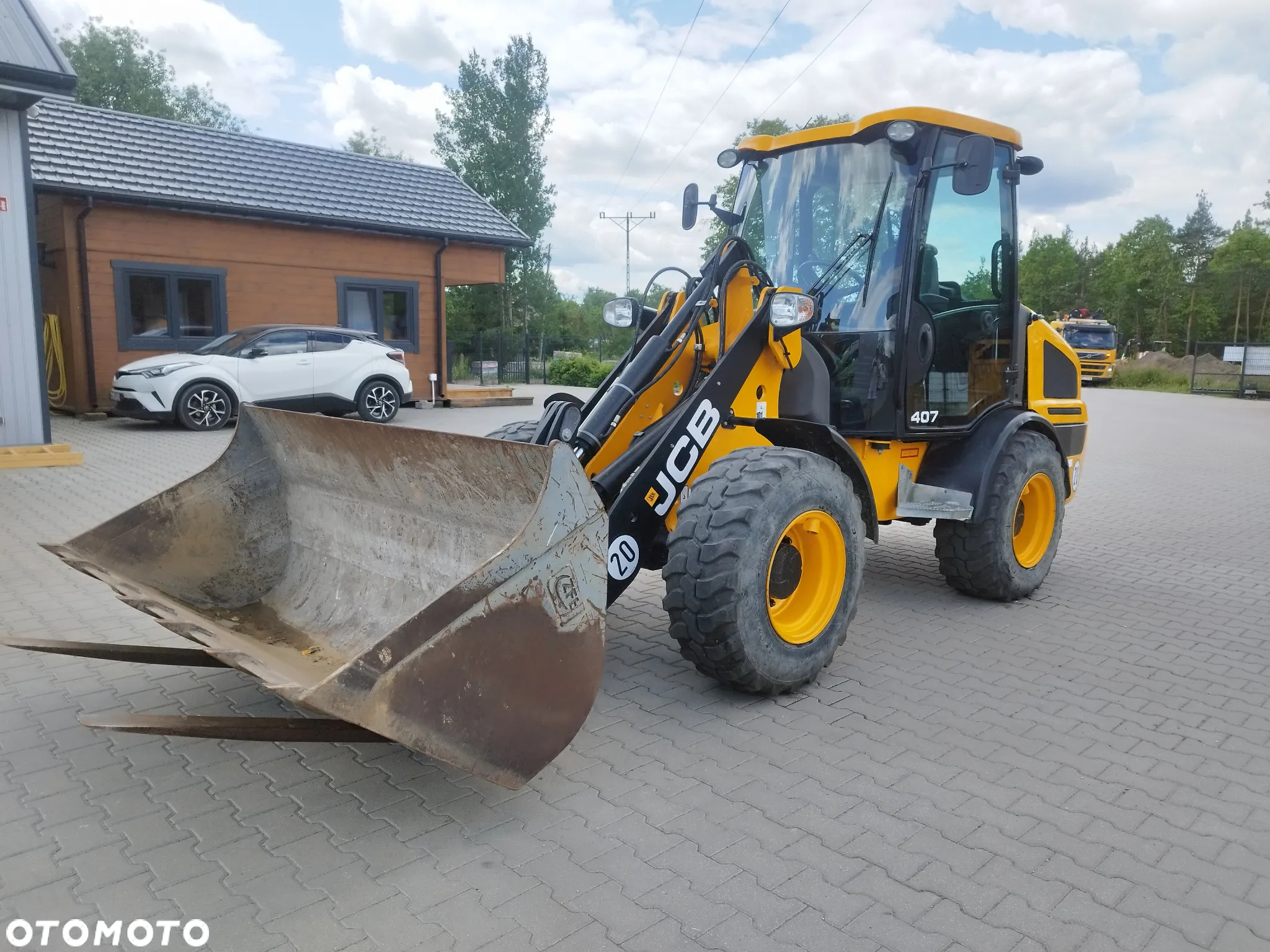 JCB 407/ 2017rok/ 1555mth/ łyżka+widły/zadbana jak nowa - 5