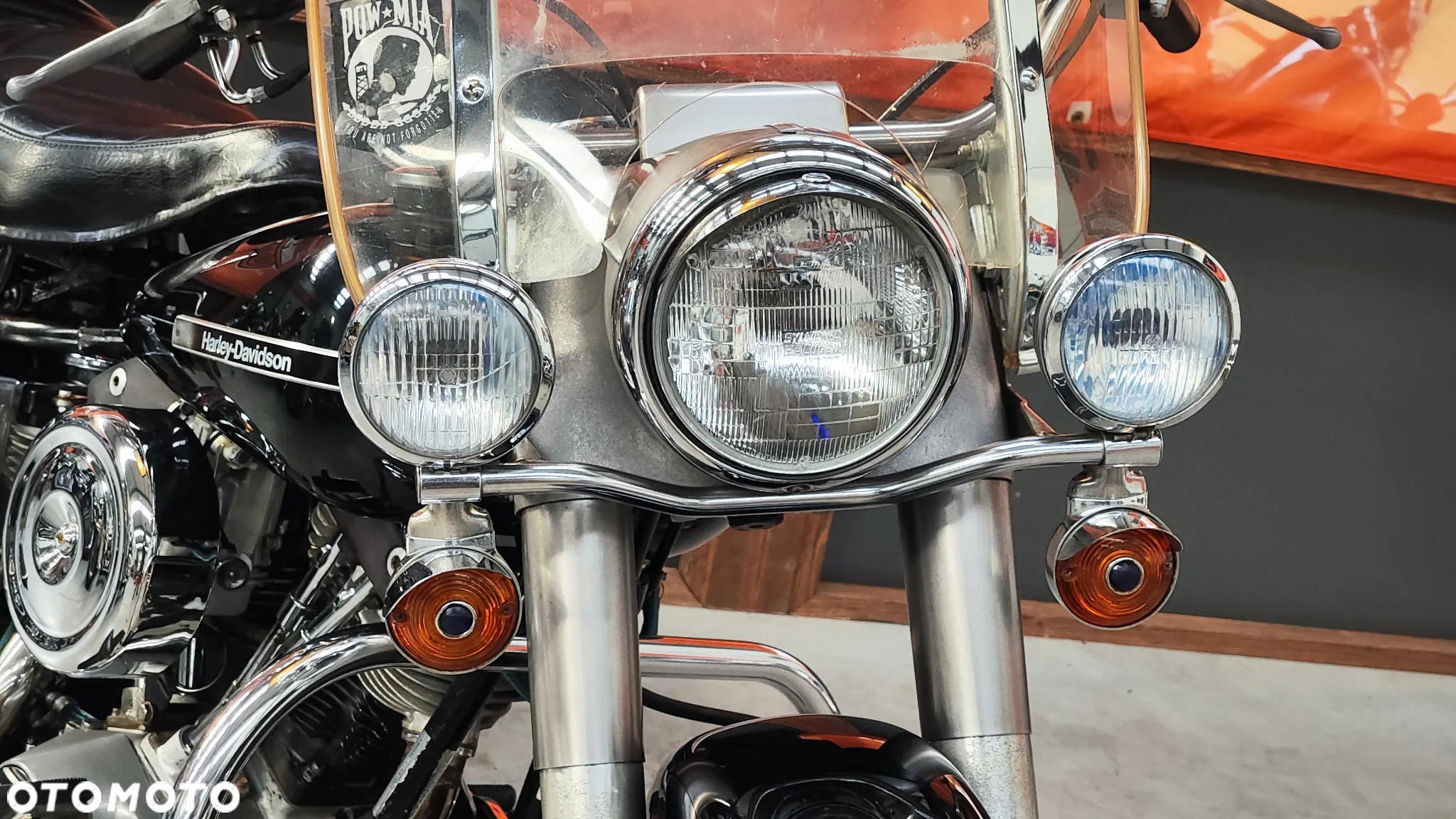 Harley-Davidson FLH Electra Glide - 27