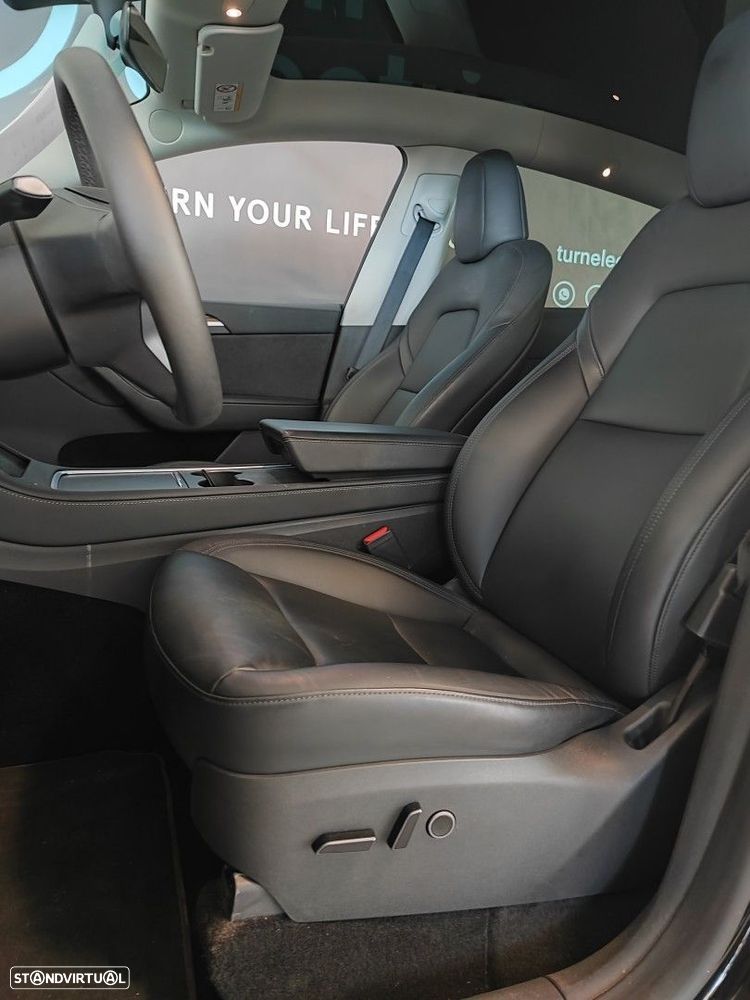 Tesla Model Y Long Range Dual Motor AWD - 7