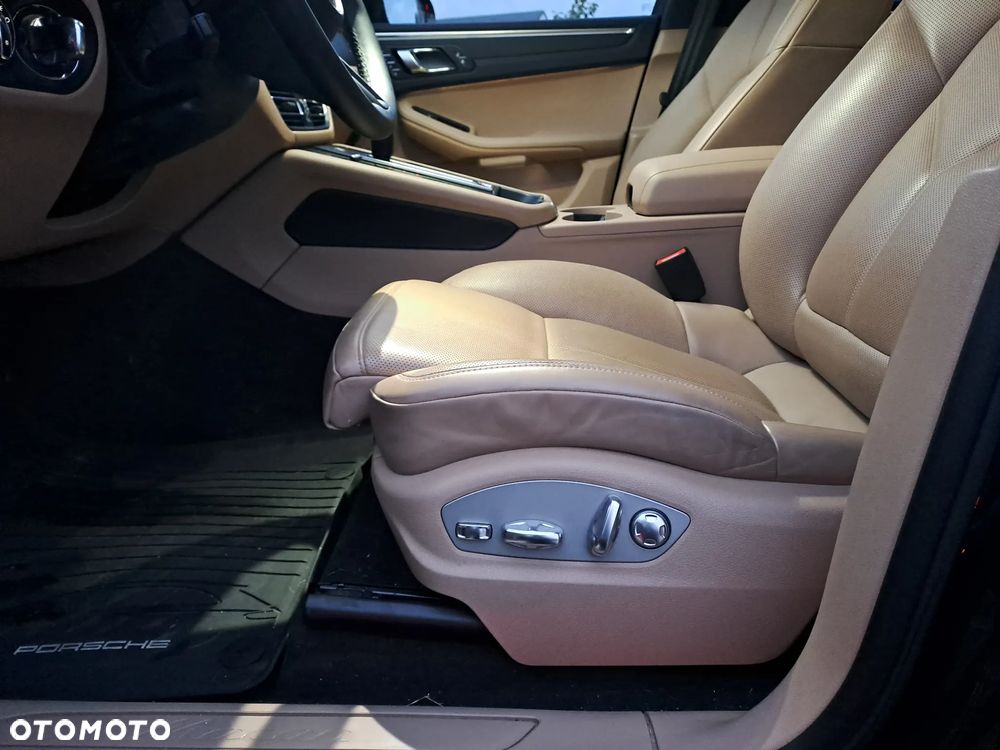 Porsche Macan Standard - 19