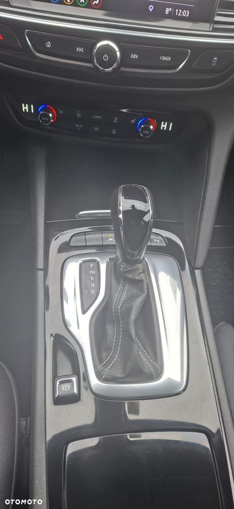 Opel Insignia 1.5 T Exclusive S&S - 19