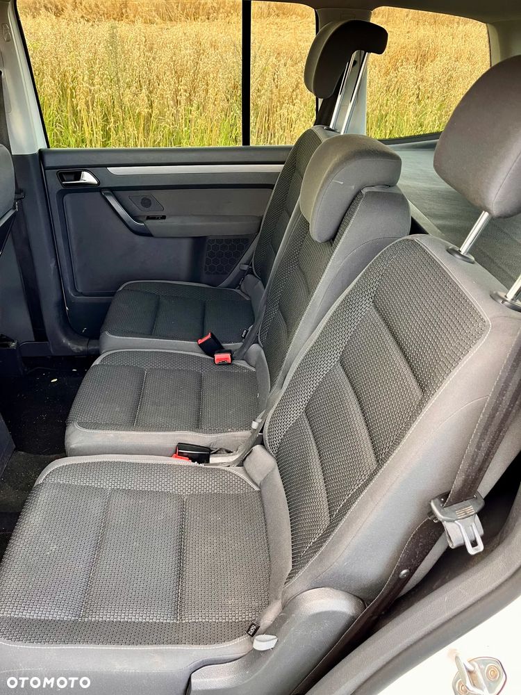 Volkswagen Touran 1.6 TDI DPF Trendline DSG - 8