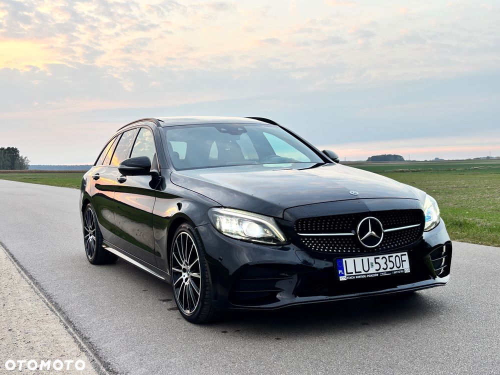 Mercedes-Benz C-Class 2019 photo 3
