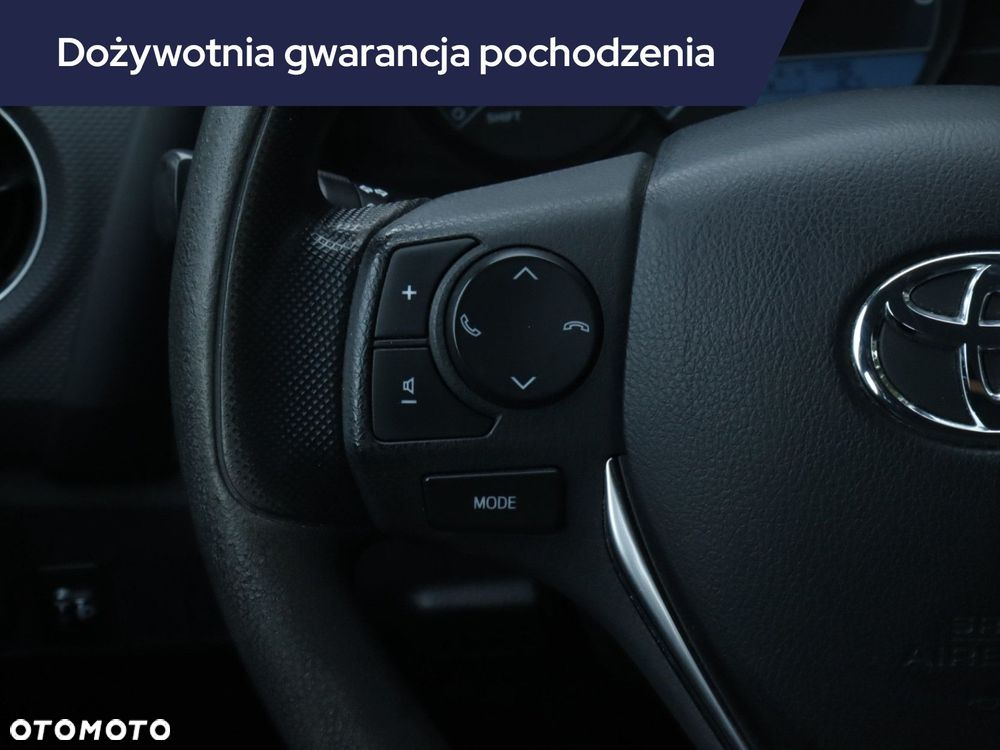 Toyota Auris - 21