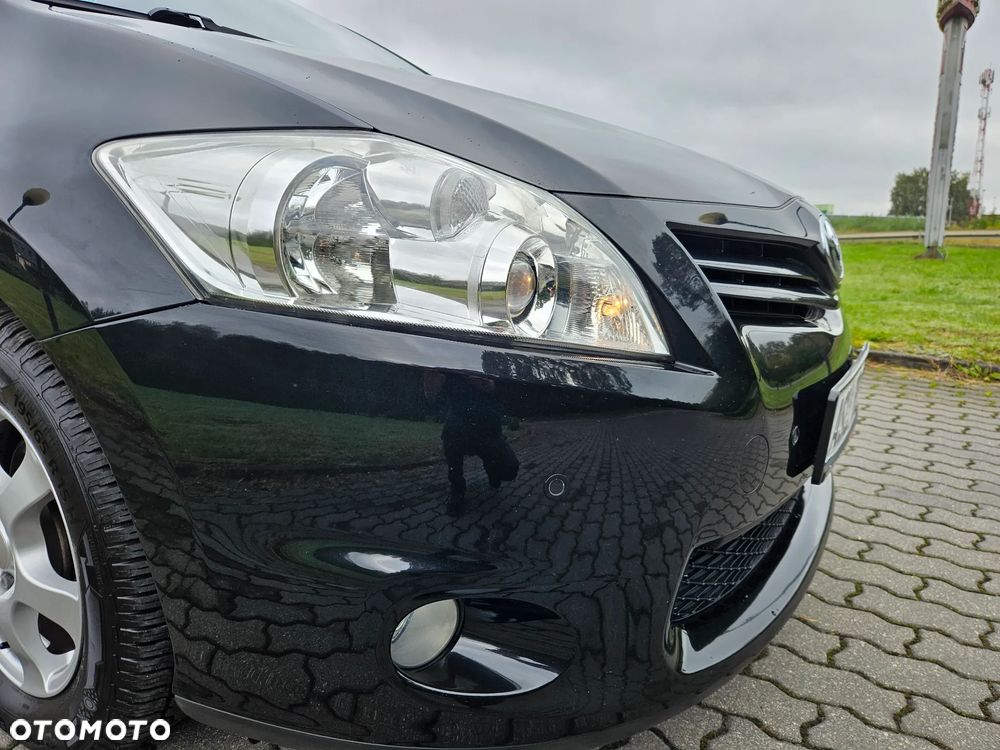 Toyota Auris 1.33 VVT-i Terra Start - 4