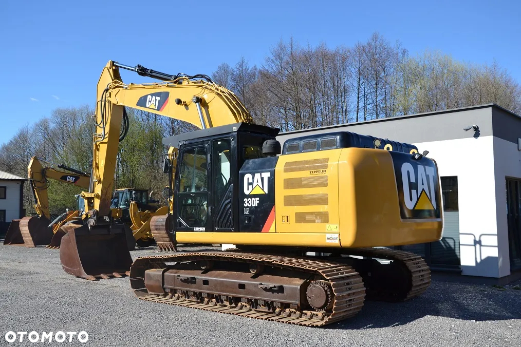 Caterpillar CAT 330 F - 6