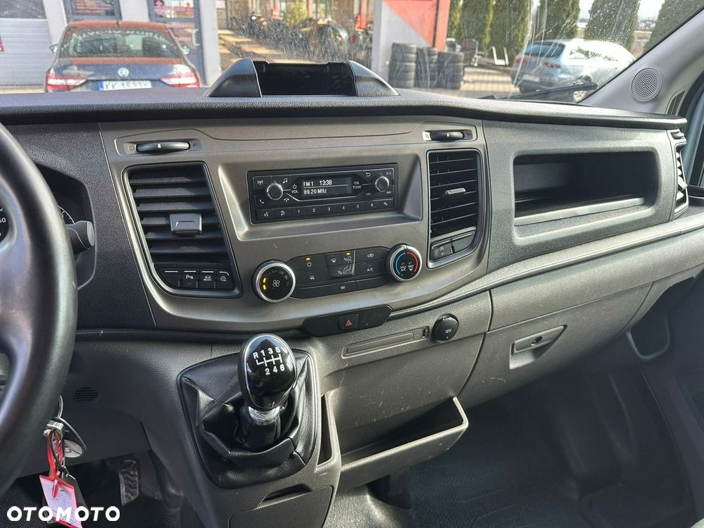 Ford Transit - 21