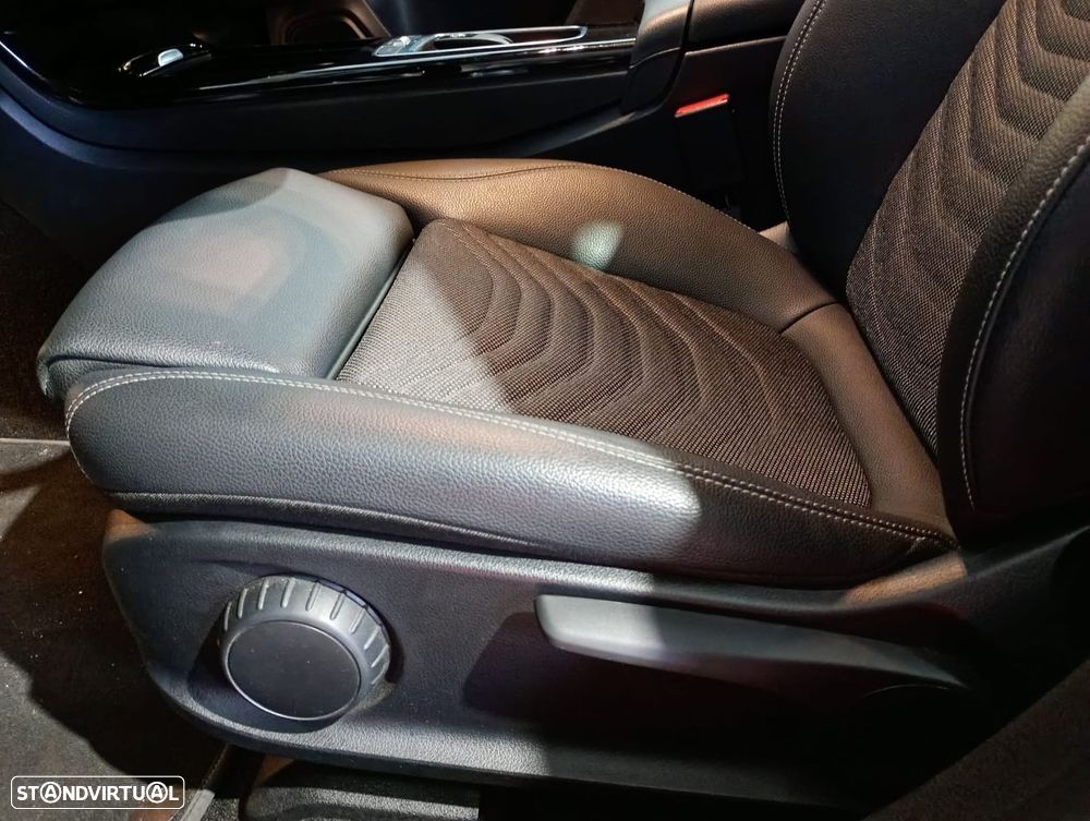 Mercedes-Benz A 250 e 8G-DCT Advanced Progressive - 17