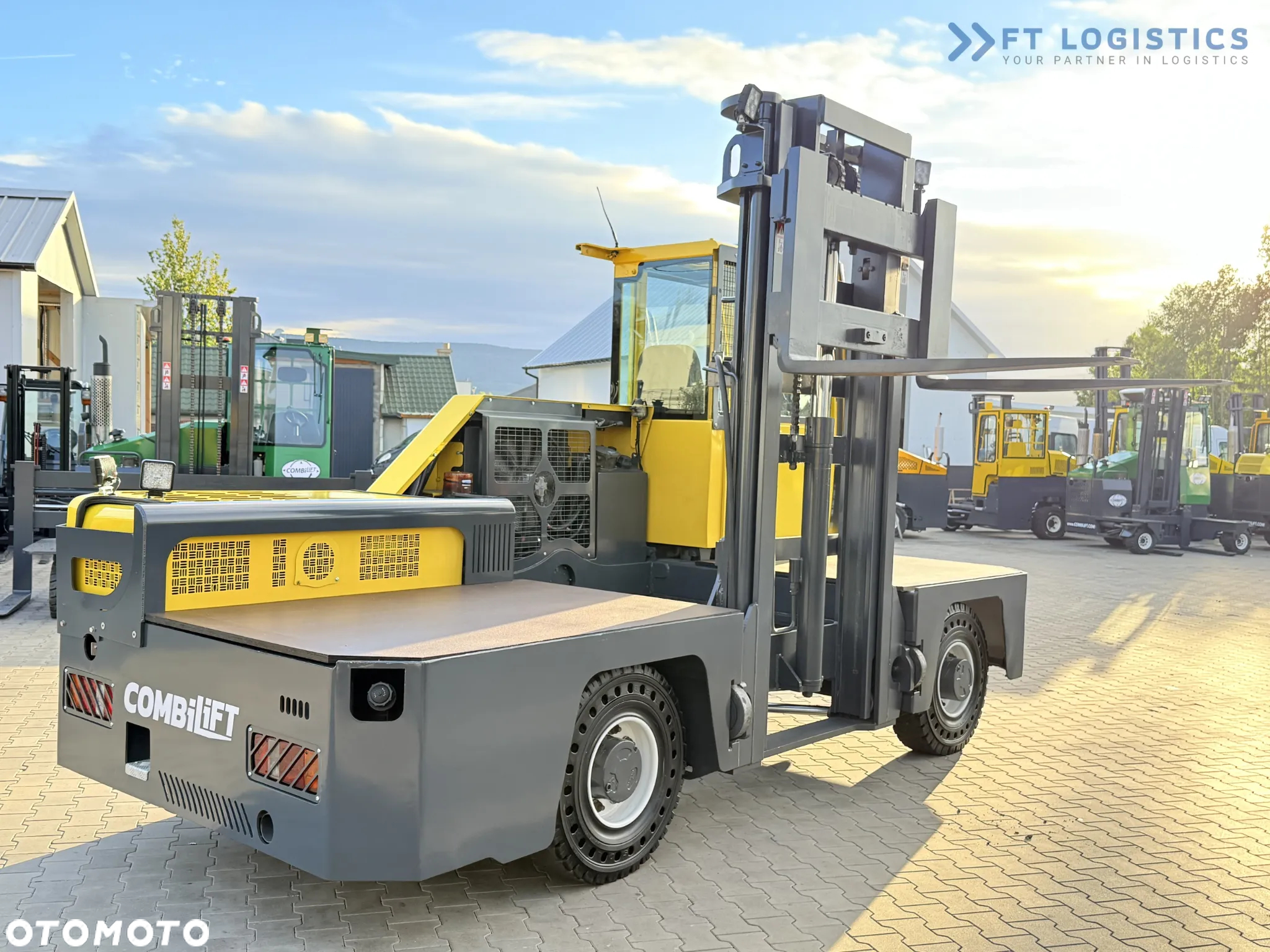 Combilift WÓZEK BOCZNY / C5000FSL / DIESEL / DUPLEX 4100MM /JEDYNE 2573 MOTOGODZIN / PEŁNA KABINA / STAN IDEALNY / NOWE OPONY / Szeroka oferta wózków czterokierunkowych i bocznych, dopasowanych do różnorodnych potrzeb i zastosowań - 25