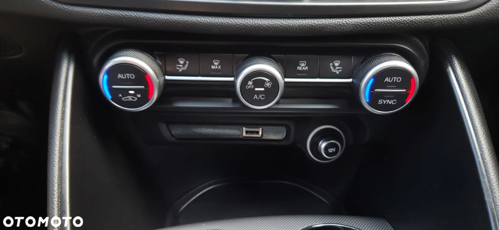 Alfa Romeo Giulia 2.0 Turbo - 39