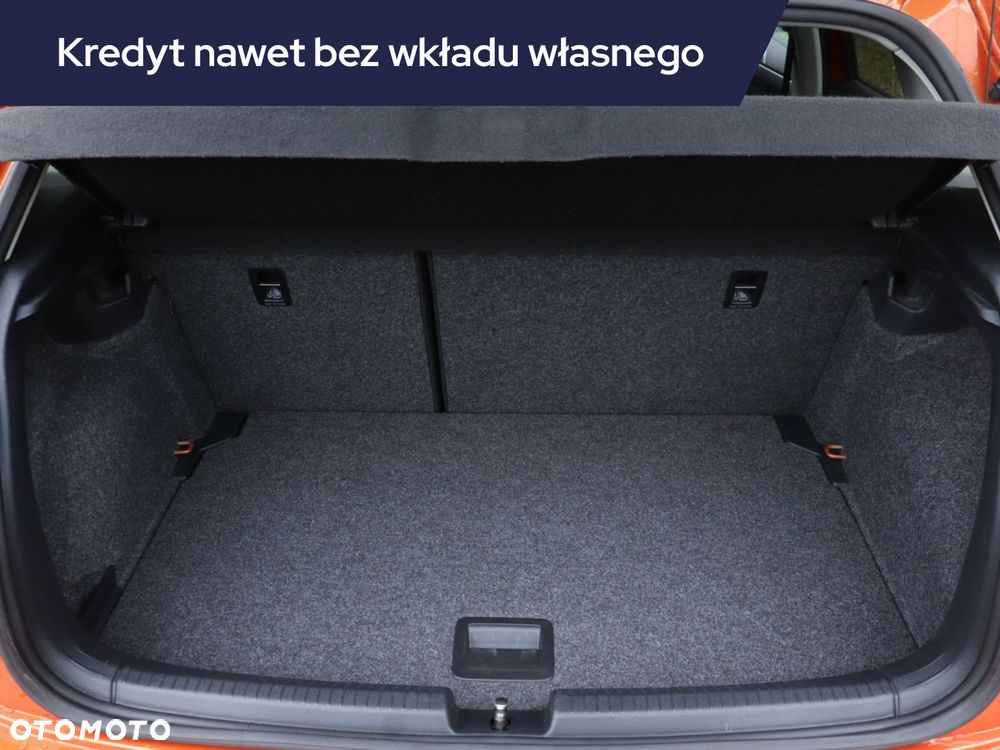 Volkswagen Polo - 15