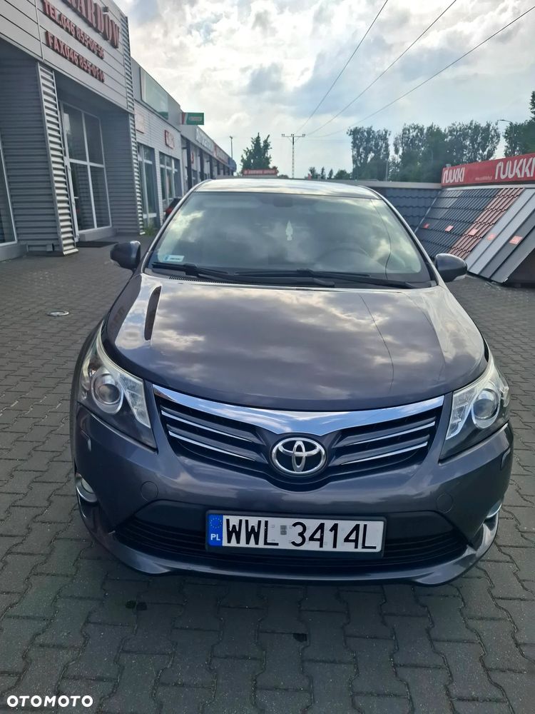 Toyota Avensis 1.8 Premium - 5
