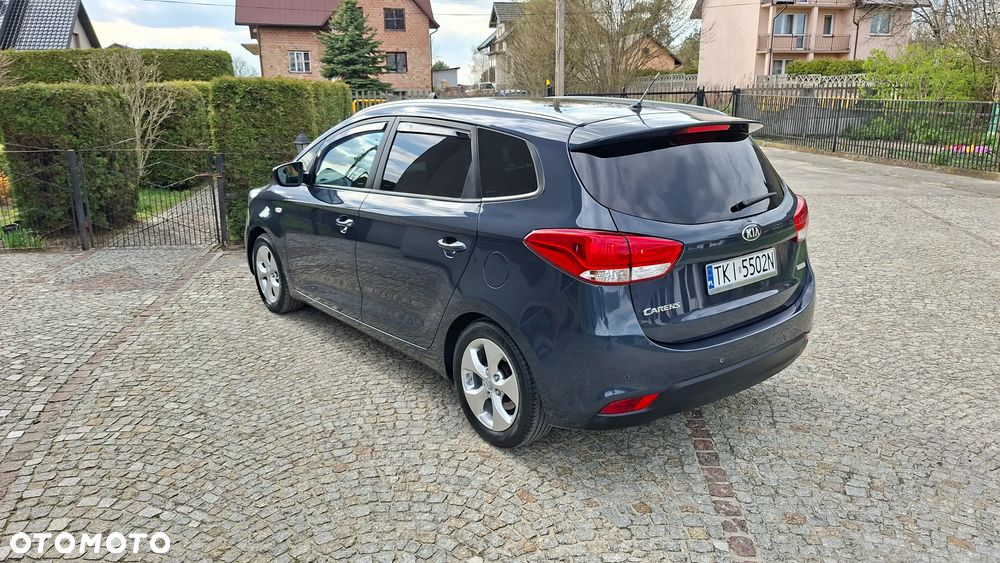 Kia Carens 1.7 CRDi Spirit - 11