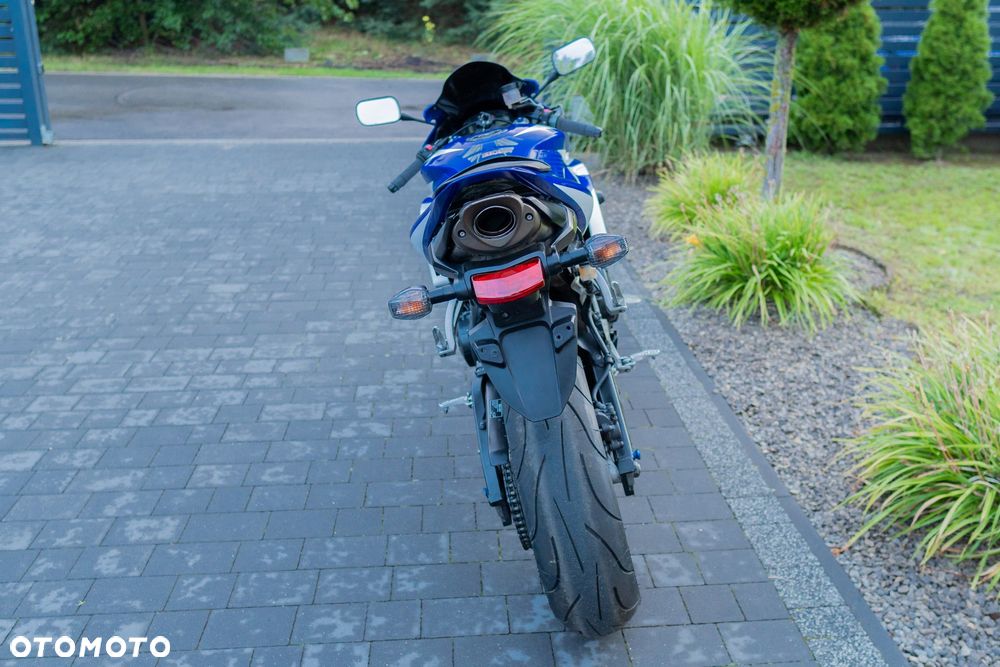 Honda CBR - 10