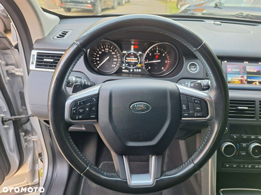 Land Rover Discovery Sport 2.0 TD4 HSE - 11