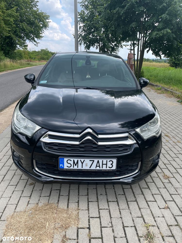 Citroën DS4 1.6 e-HDi SoChic MCP - 2