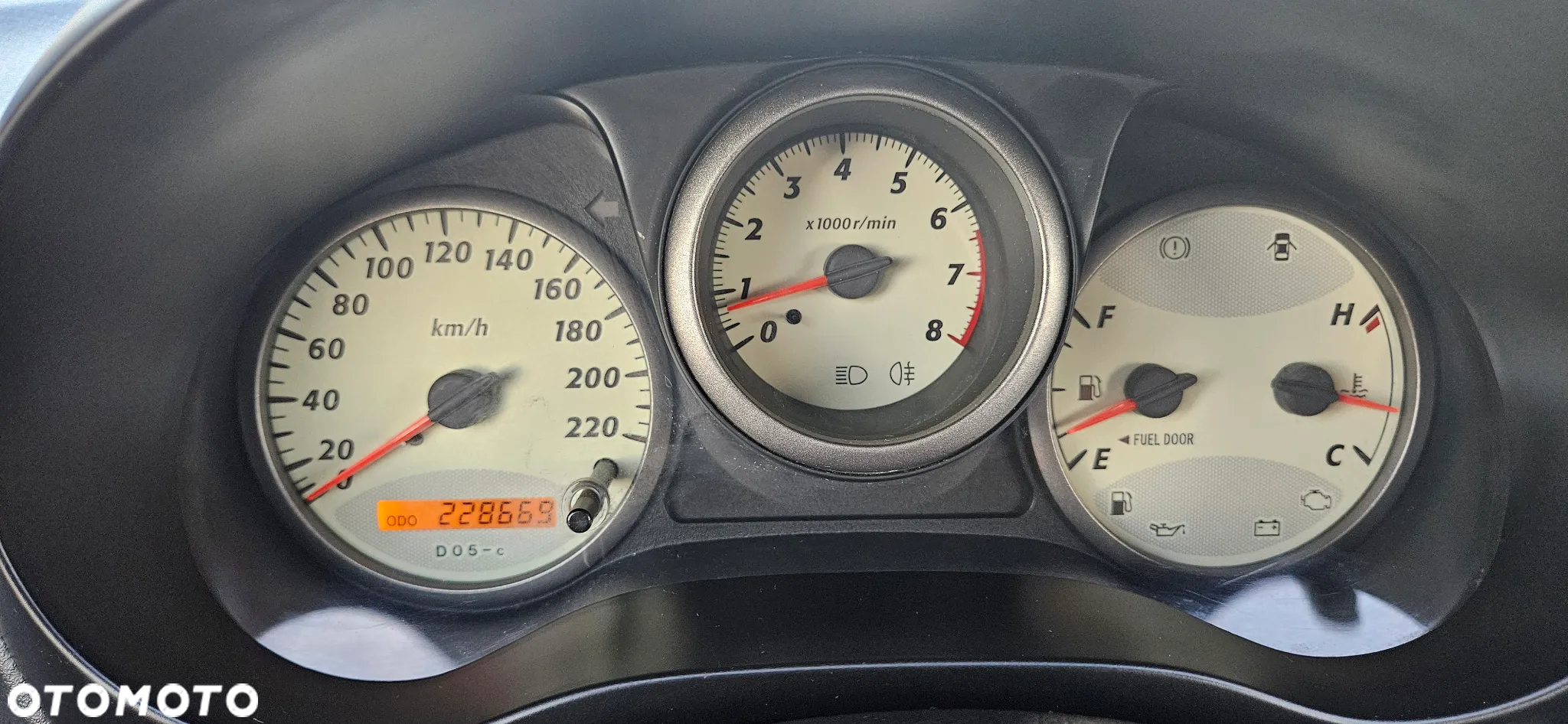 Toyota RAV4 4x2 - 12