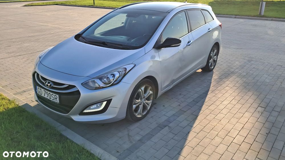 Hyundai i30 1.6 CRDI Fifa World Cup Edition - 3