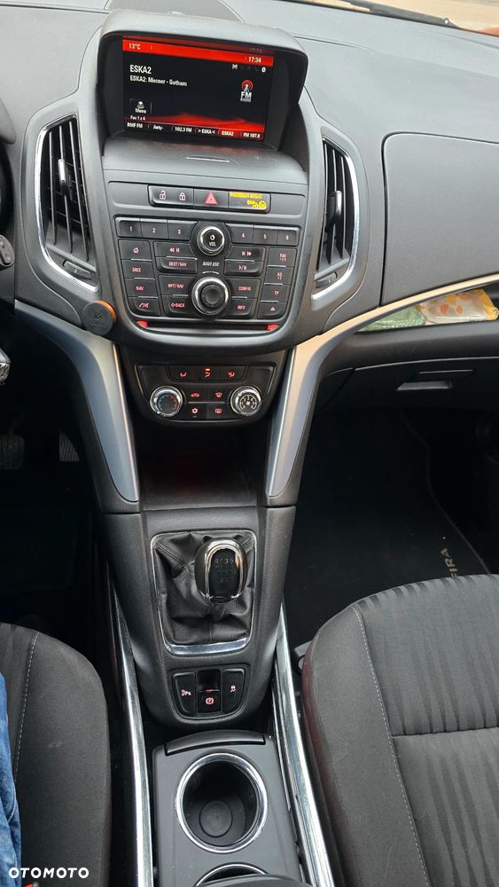 Opel Zafira - 17