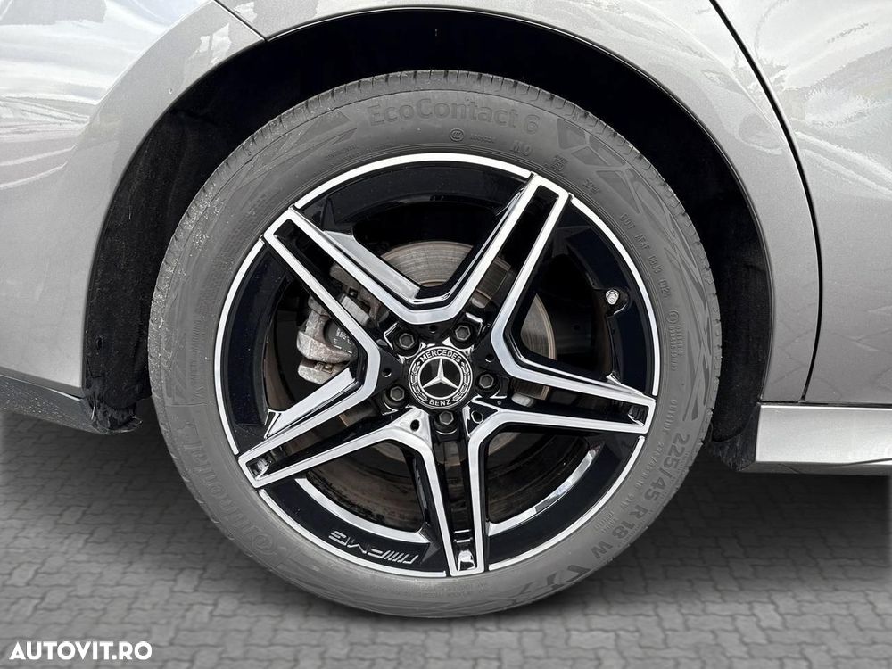 Mercedes-Benz CLA - 6