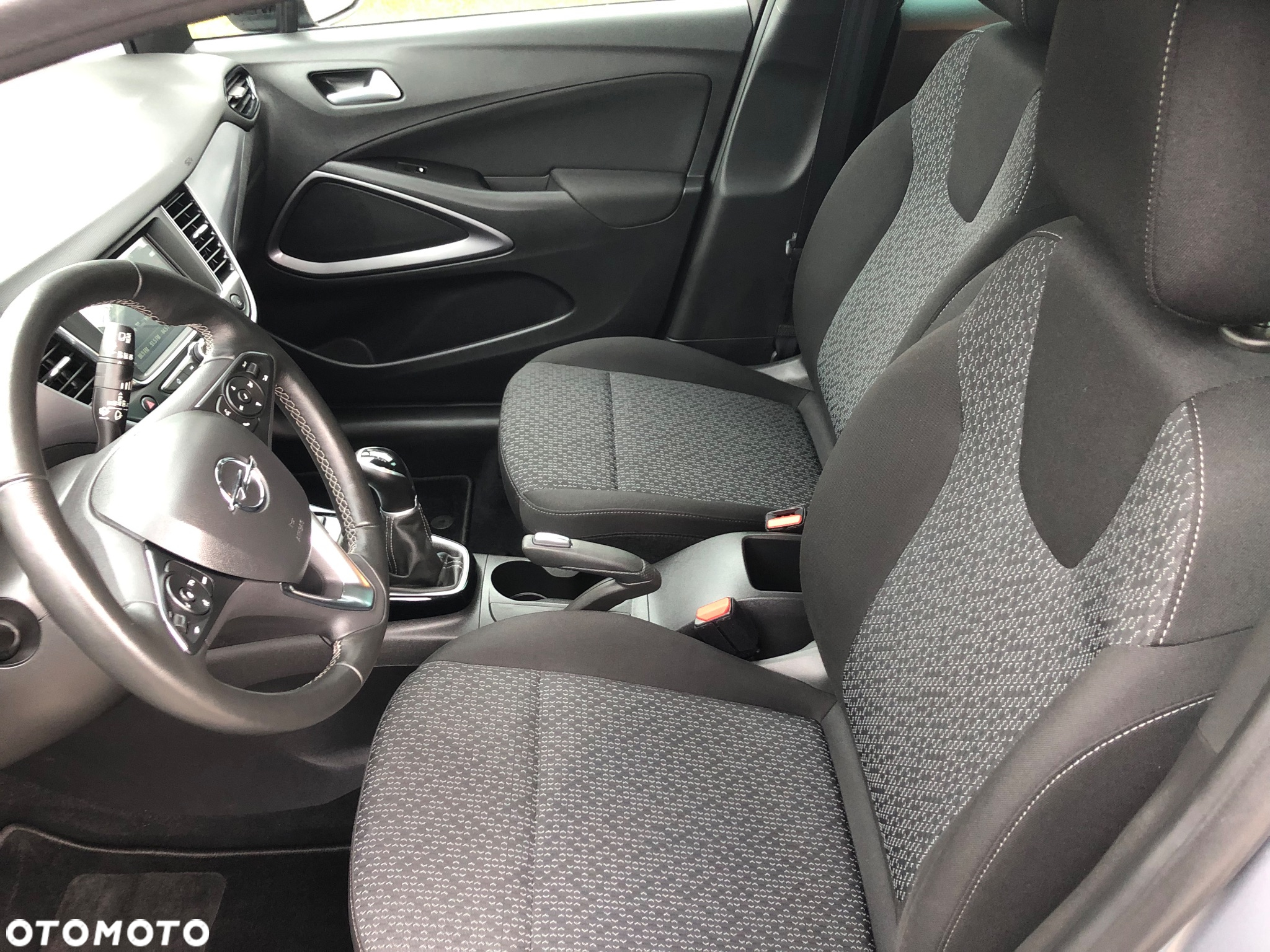 Opel Crossland - 16