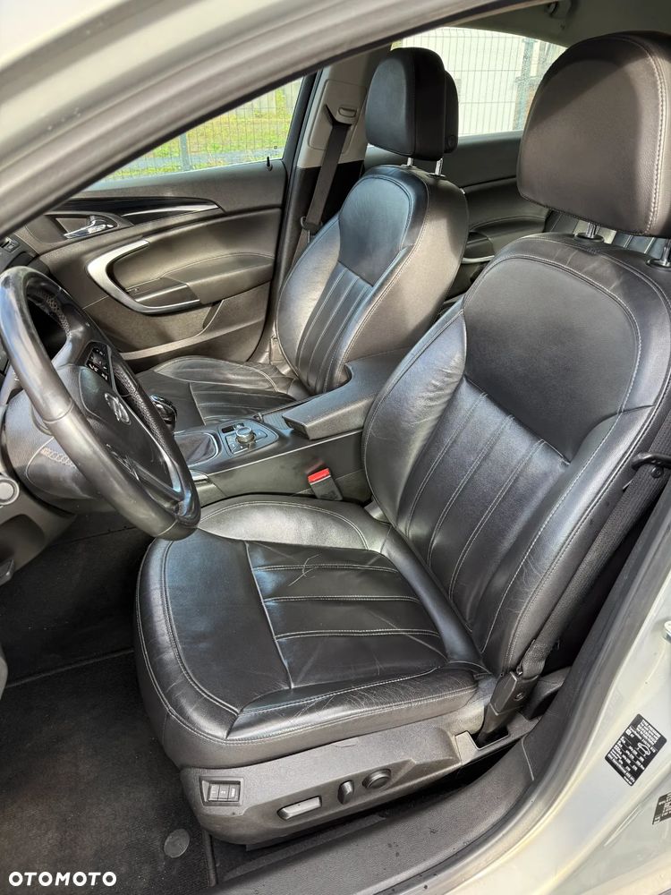 Opel Insignia 2.0 CDTI Cosmo - 11