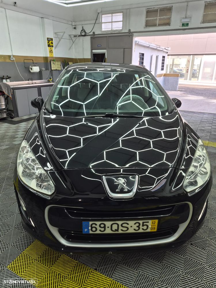 Peugeot 308 1.6 e-HDi Active CMP6 - 8