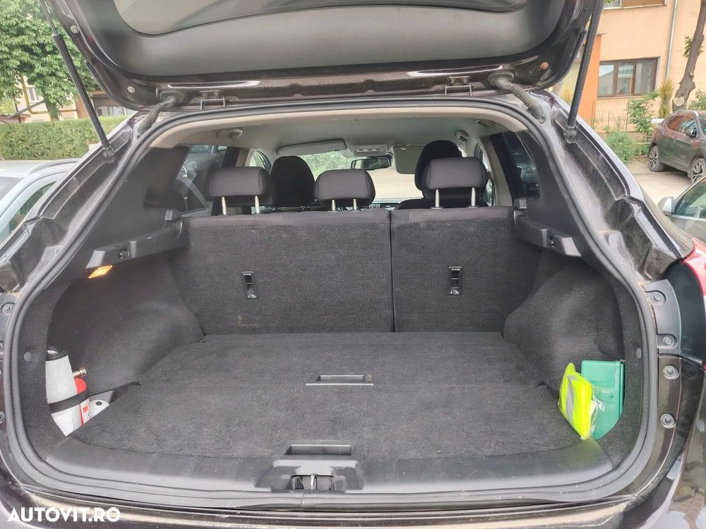Nissan Qashqai - 4