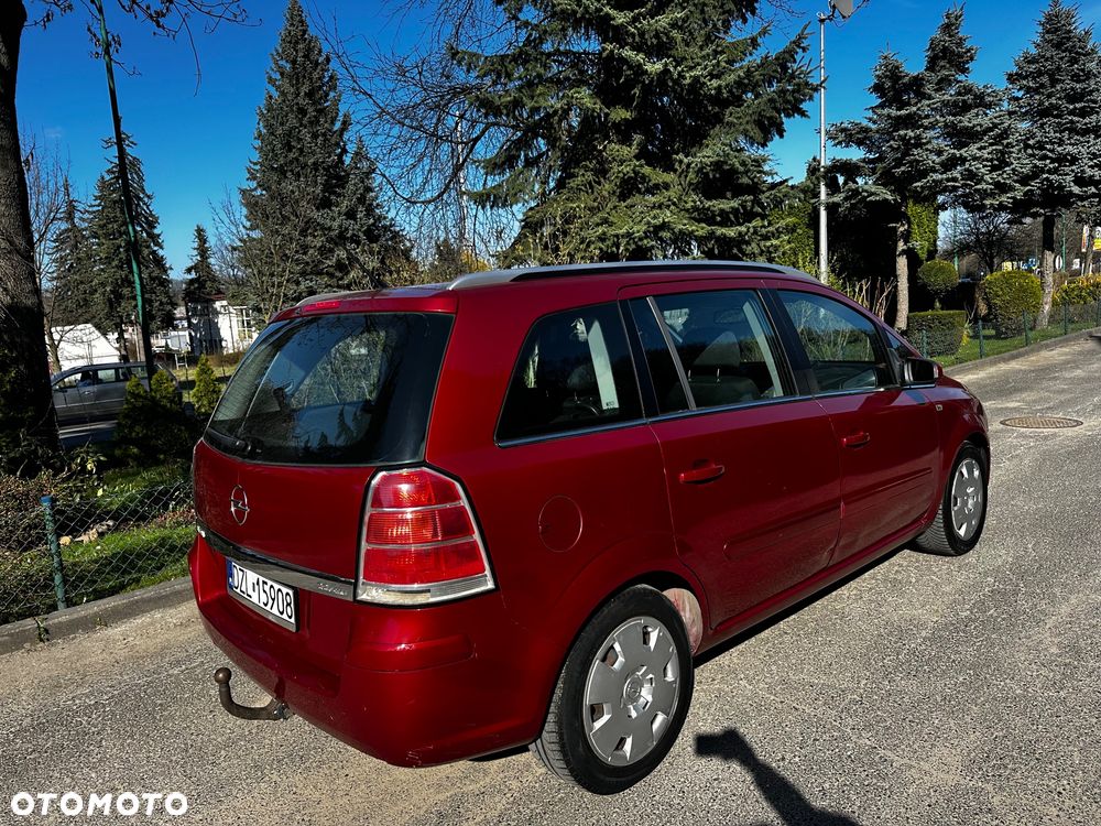 Opel Zafira 2.2 Innovation - 19
