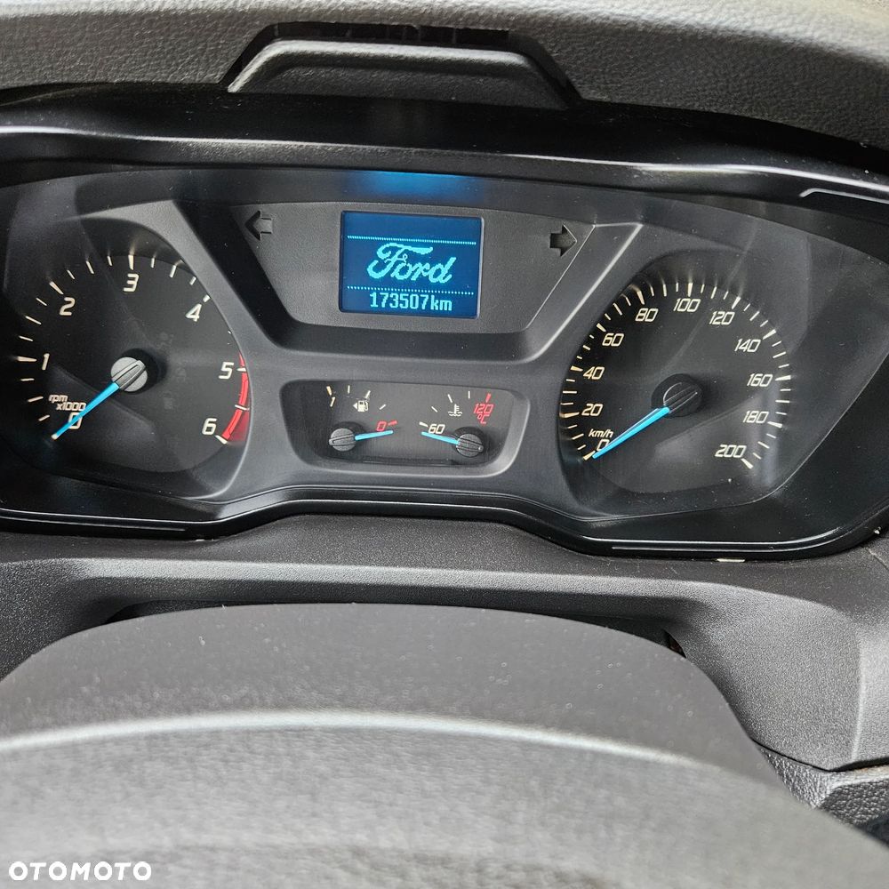 Ford Transit - 16
