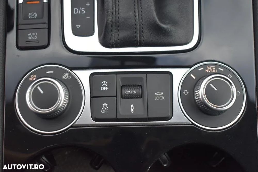Volkswagen Touareg 3.0 V6 TDI BMT - 15