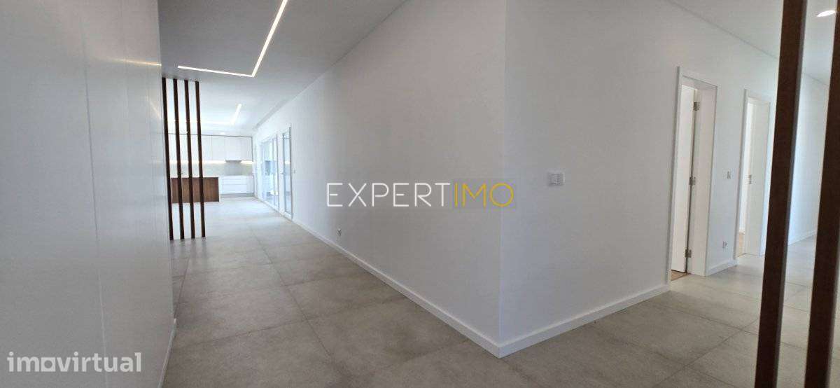 Moradia isolada terrena T4 Nadadouro - Grande imagem: 4/40