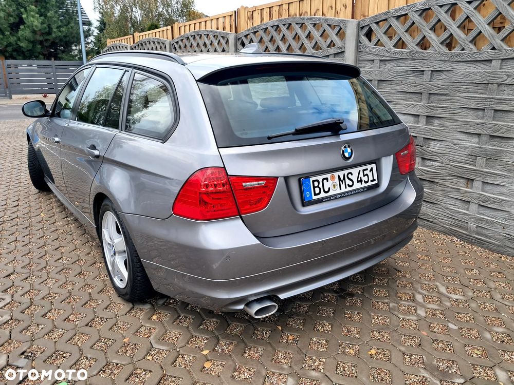 BMW Seria 3 320d - 19