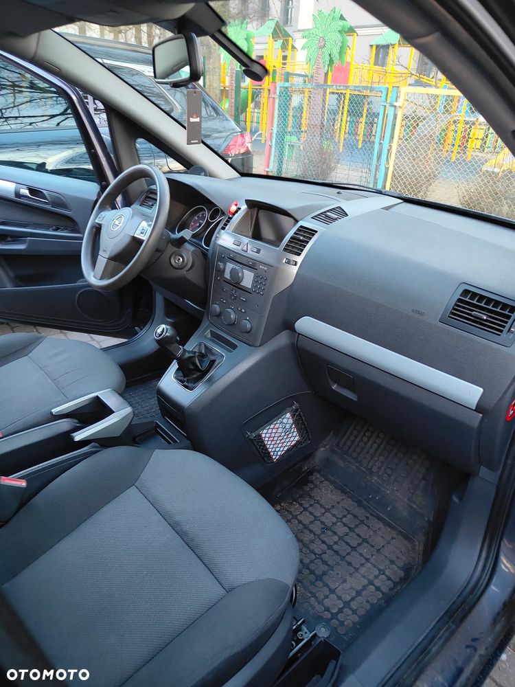 Opel Zafira 1.8 - 23