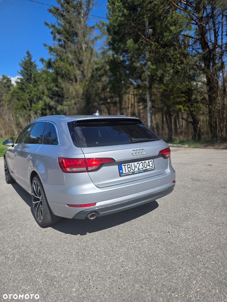 Audi A4 Avant 2.0 TDI S tronic - 2