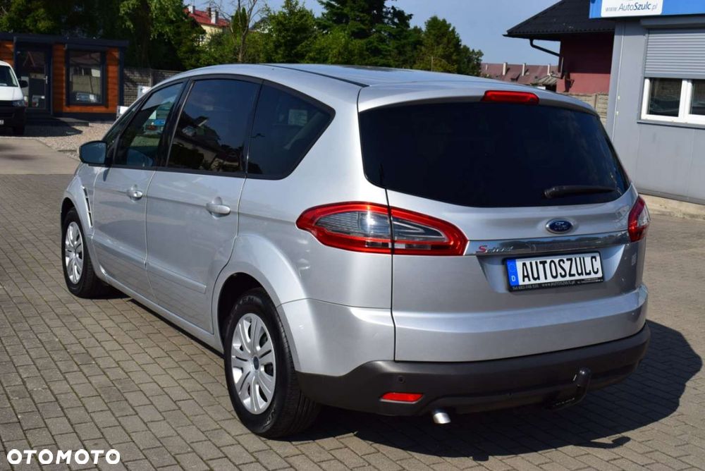 Ford S-Max - 8