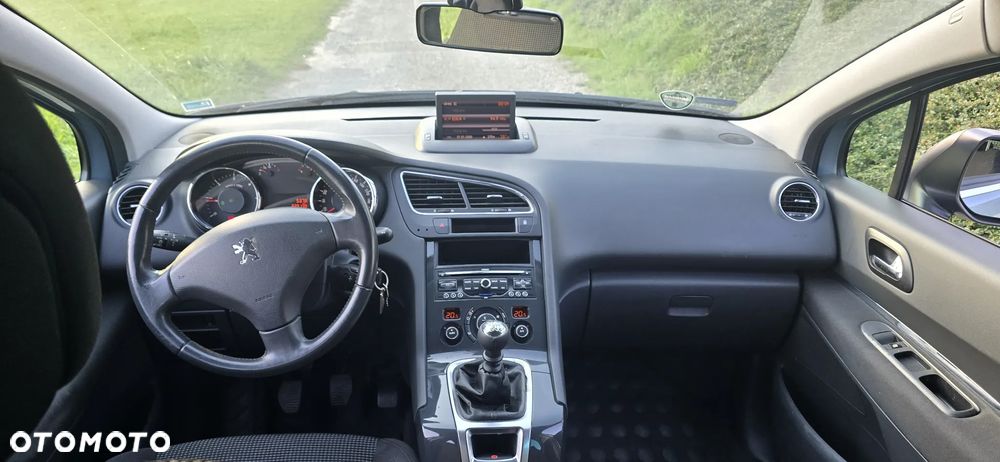 Peugeot 5008 1.6 HDi Premium - 17