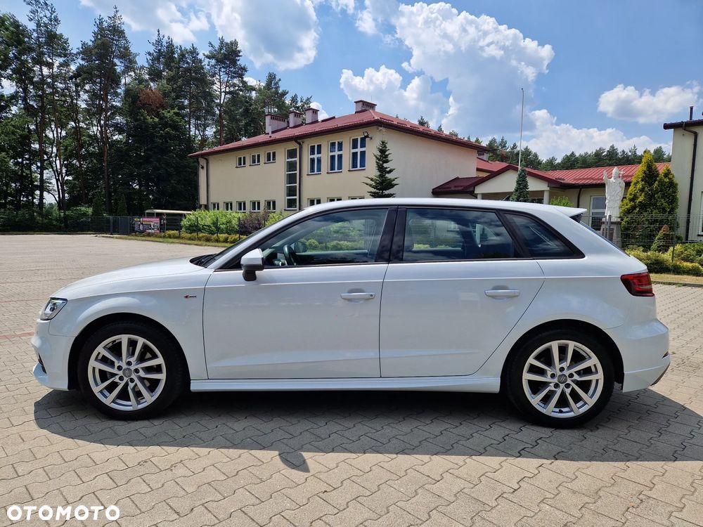 Audi A3 Sportback - 18